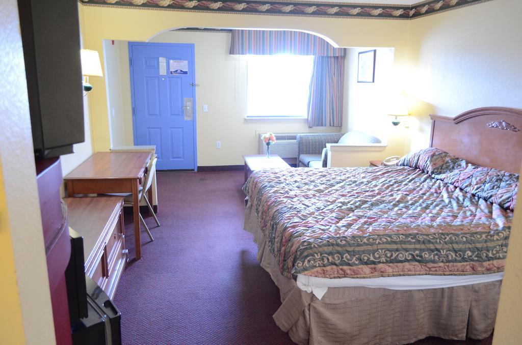 America'S Best Value Inn & Suites - Rosenberg/Houston Zewnętrze zdjęcie